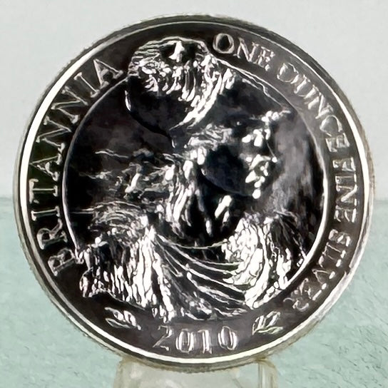 2010 Great Britain Britannia 1 oz Coin BU Corinthian Majesty in Britannia Silver