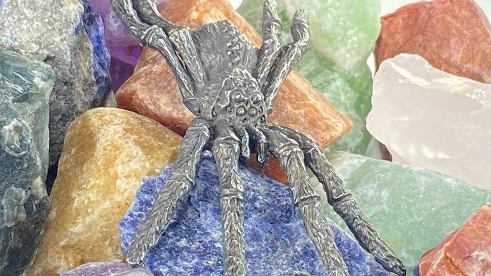 Spider Figurine * 95% Pure Pewter * Plus One Free Random Color Gemstone Display