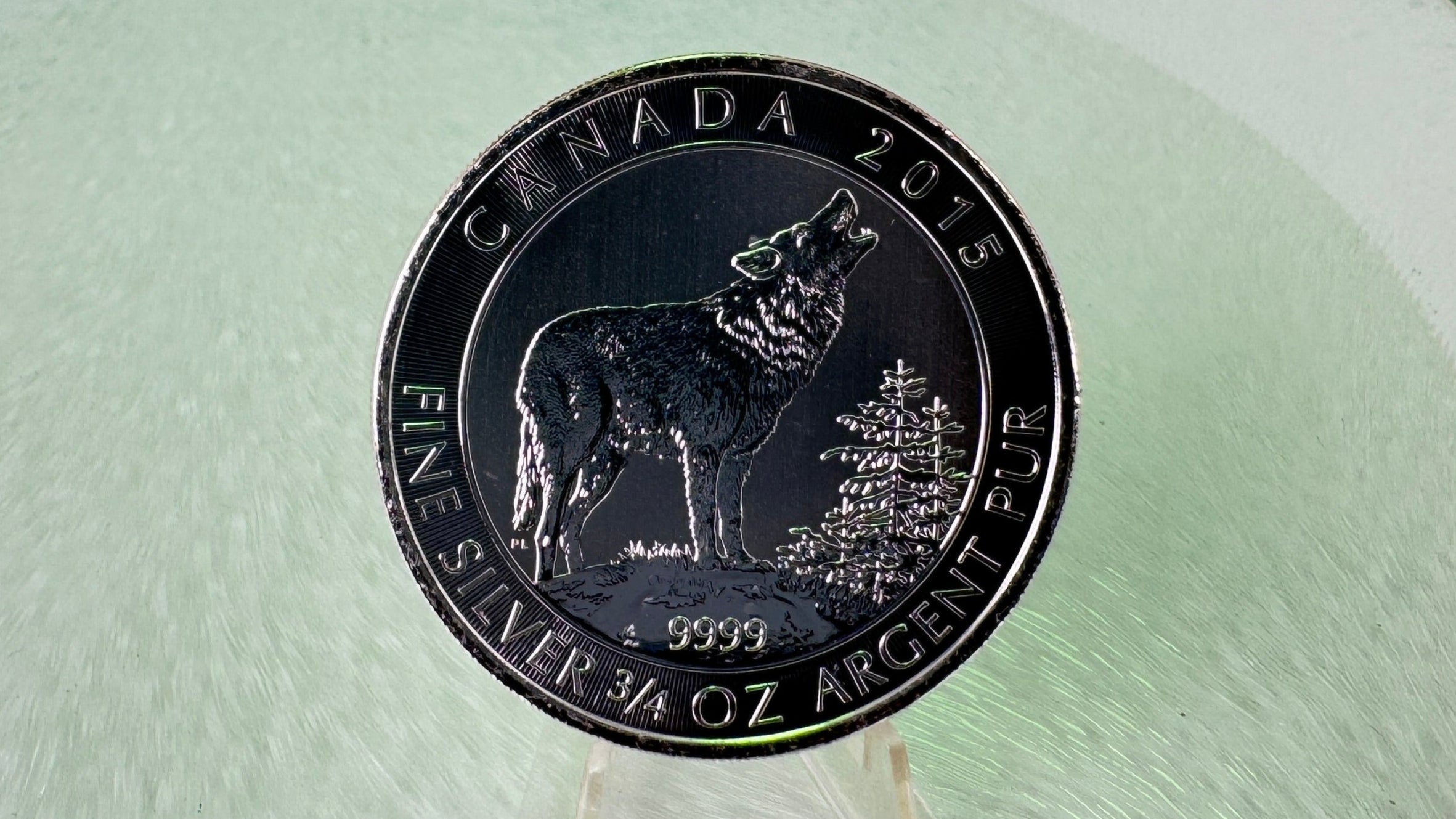 2015 Canada 3/4 oz Grey Wolf BU Silver Coin * Grey Wolf Series * Free Capsule